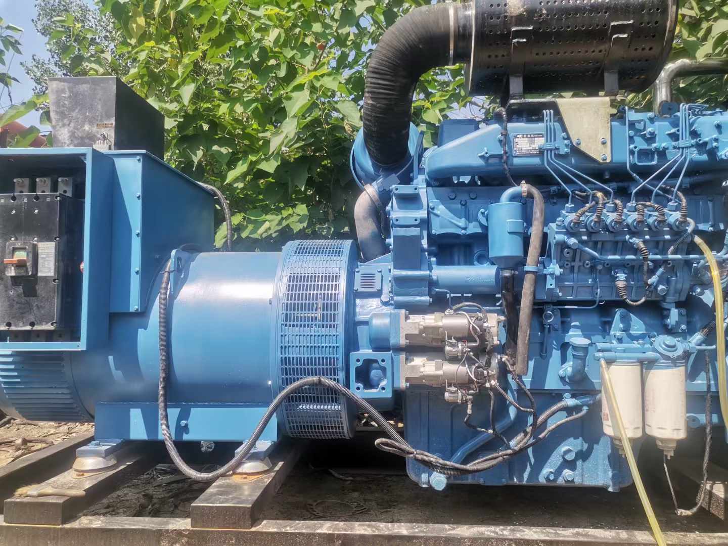 普兰详细说明降低 800kW 柴油发电机输出电流波动的方法