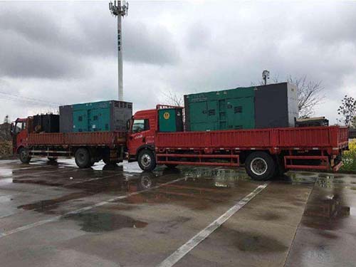 普兰涂抹密封胶后，需要等待多长时间才能安装水冷式机油散热器密封件？